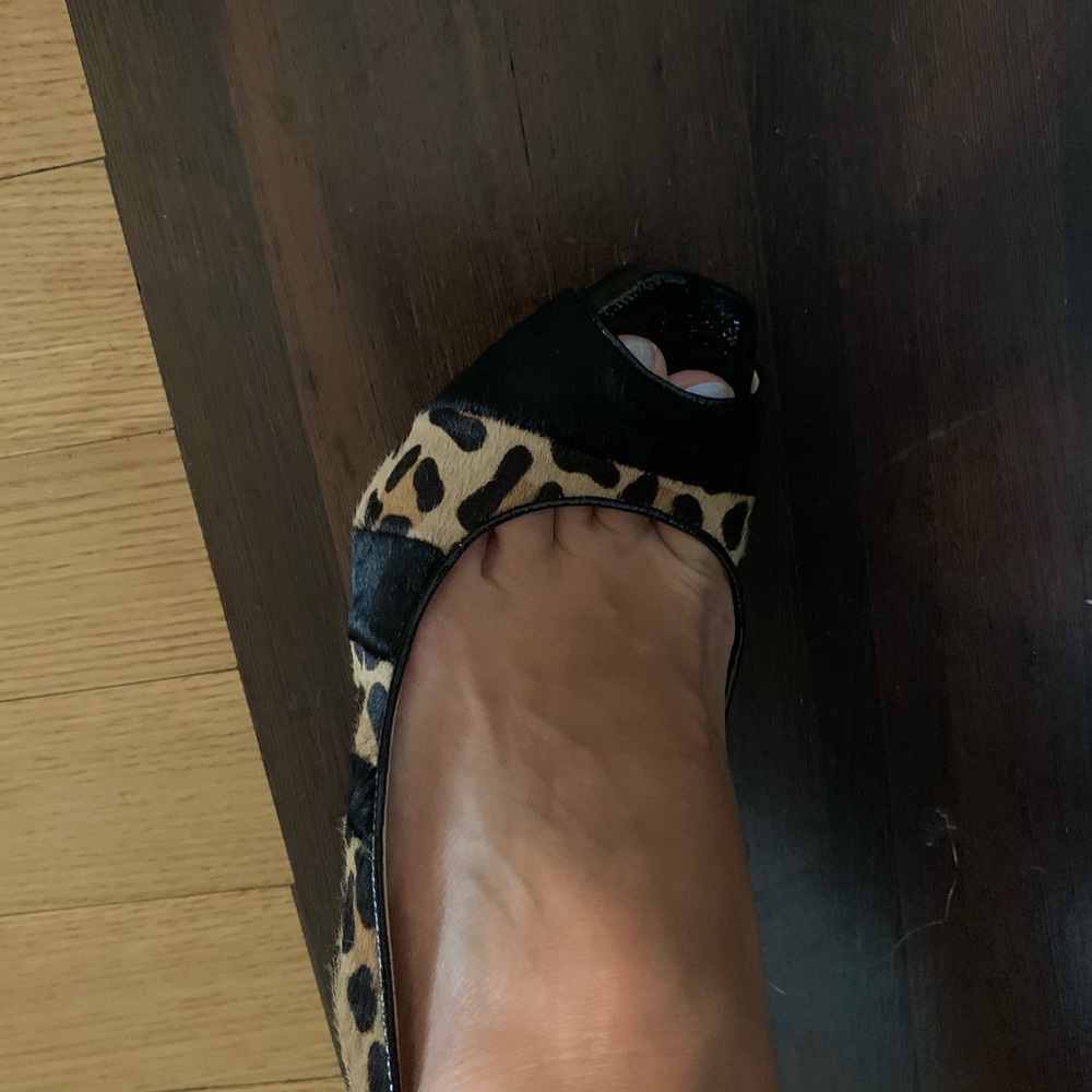 Shoes - Picture 5 of 6